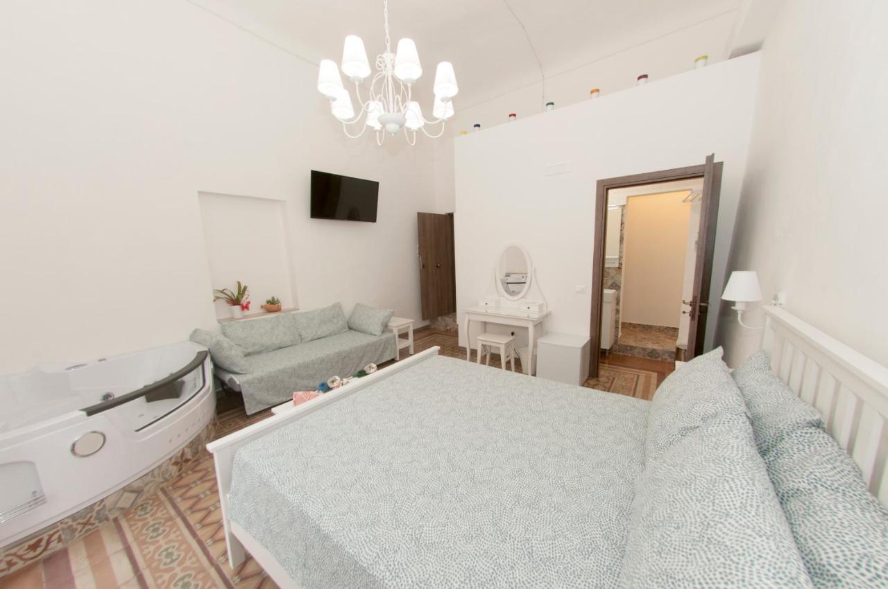 La Serva Padrona Taranto Ngoại thất bức ảnh
